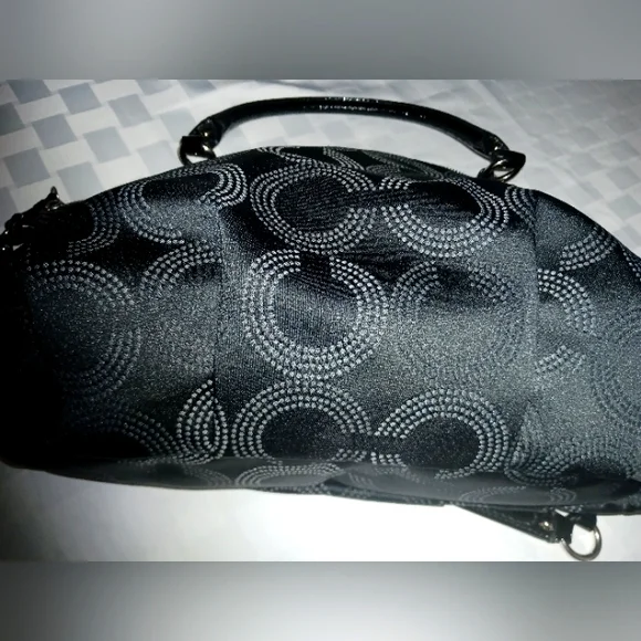 EUC Coach Madison OP Art Satchel - Picture 4 of 11